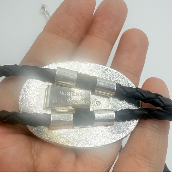 Montana Silversmiths Engraved Silver Bolo Tie - Picture 7 of 15